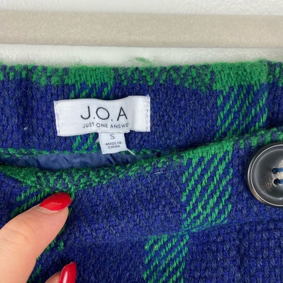 J.O.A SET Plaid Fray Hem Mini Skirt. S small Green/blue abound plaid shirt - Picture 6 of 13